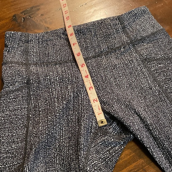 LULULEMON REFLECTIVE YOGA PANTS🍋 - Picture 9 of 15